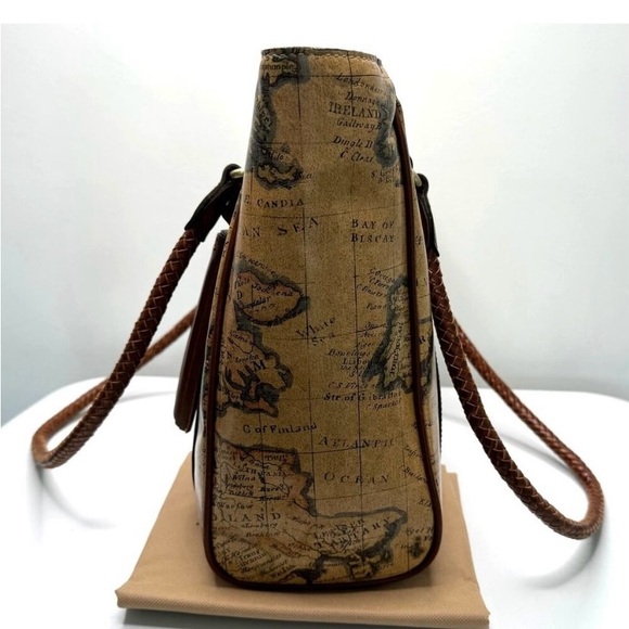 BRAND NEW Patricia Nash Cameley Tote European Map, Brown Leather, Tassle - Picture 5 of 9